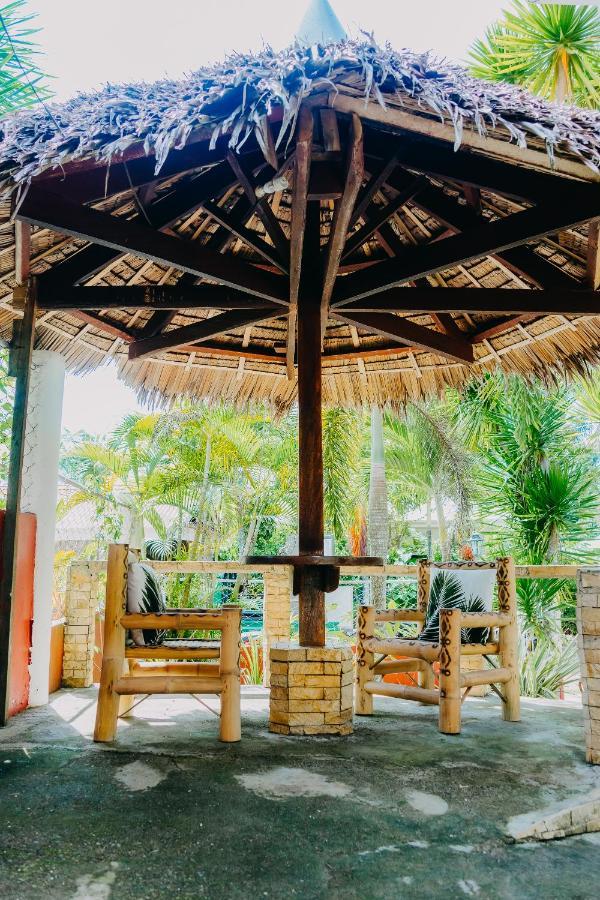 Palmera Palma Private 1-Br Bungalow In Moalboal Extérieur photo